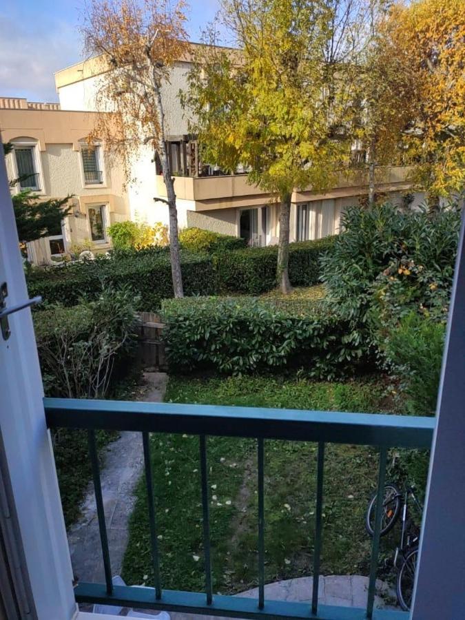Maison De Ville 102M2 3 Chambres モンティニー・ル・ブルトンヌー エクステリア 写真